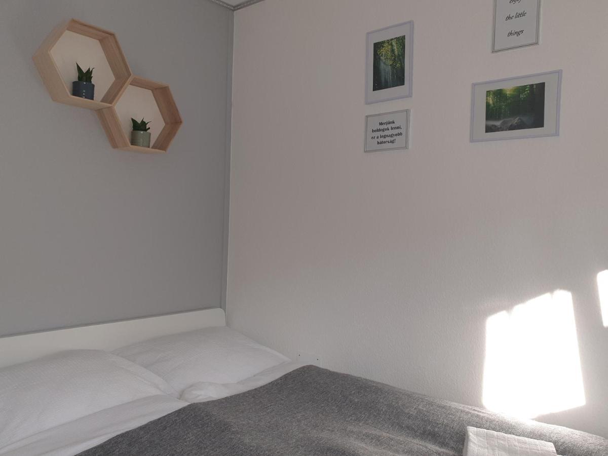 Amica Vendeghaz Villa Zalakaros Luaran gambar